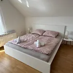 Apartman House