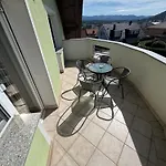 Apartman House
