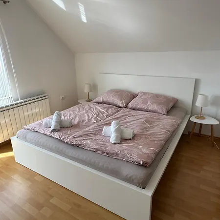 Apartman House